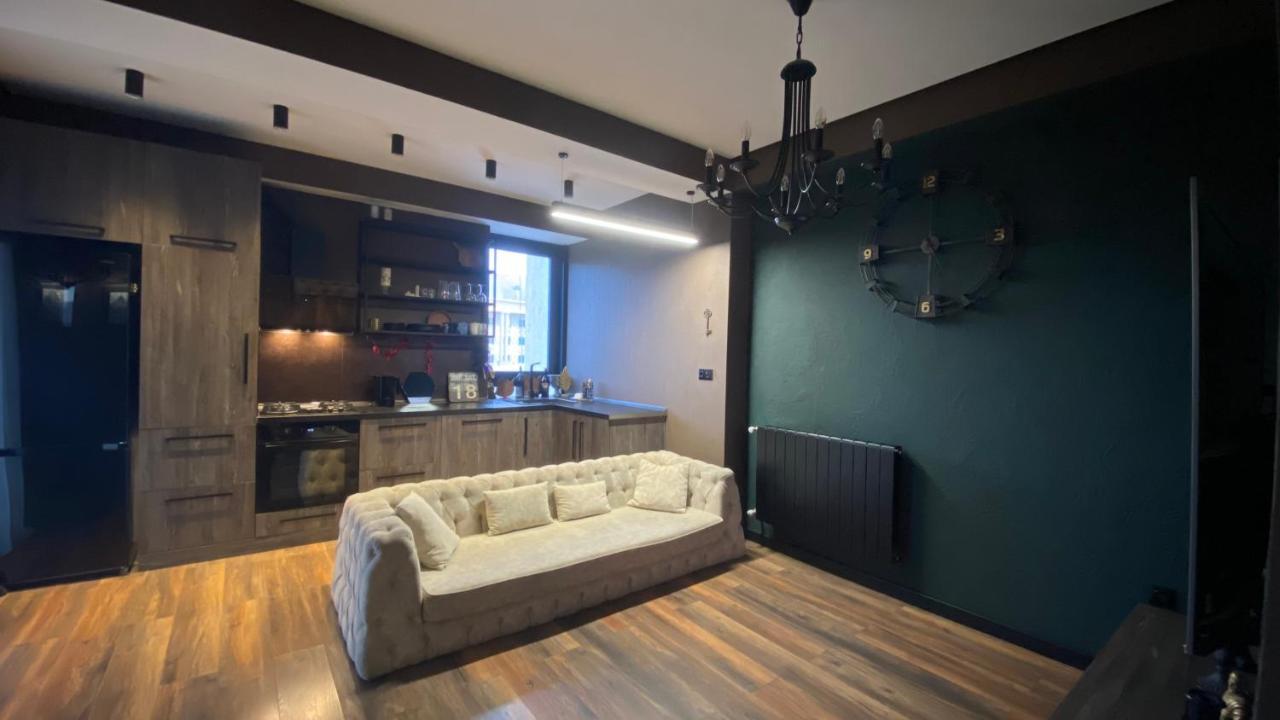 New Apartment With Terrace Тбилиси Экстерьер фото